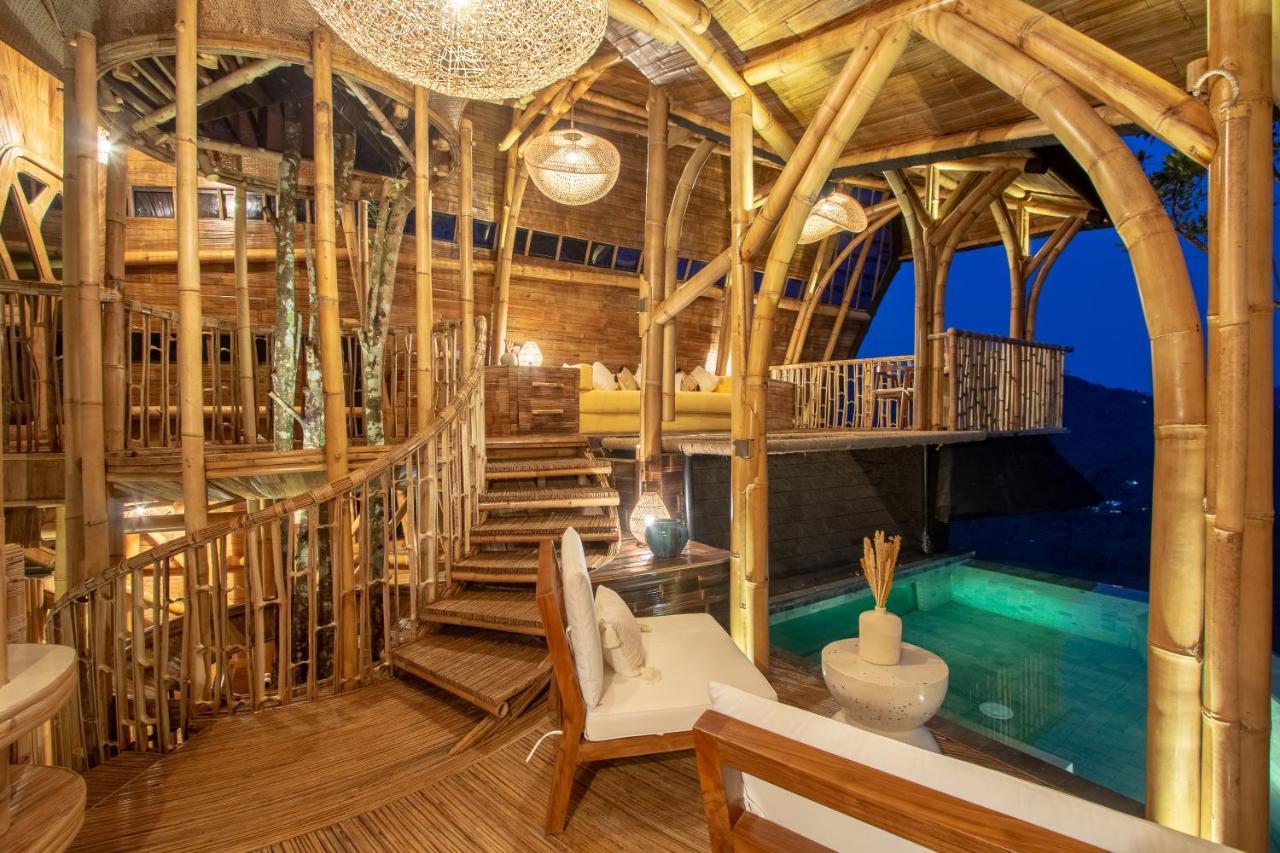 Villa Cliffside Bamboo Treehouse With Heated Pool And View *