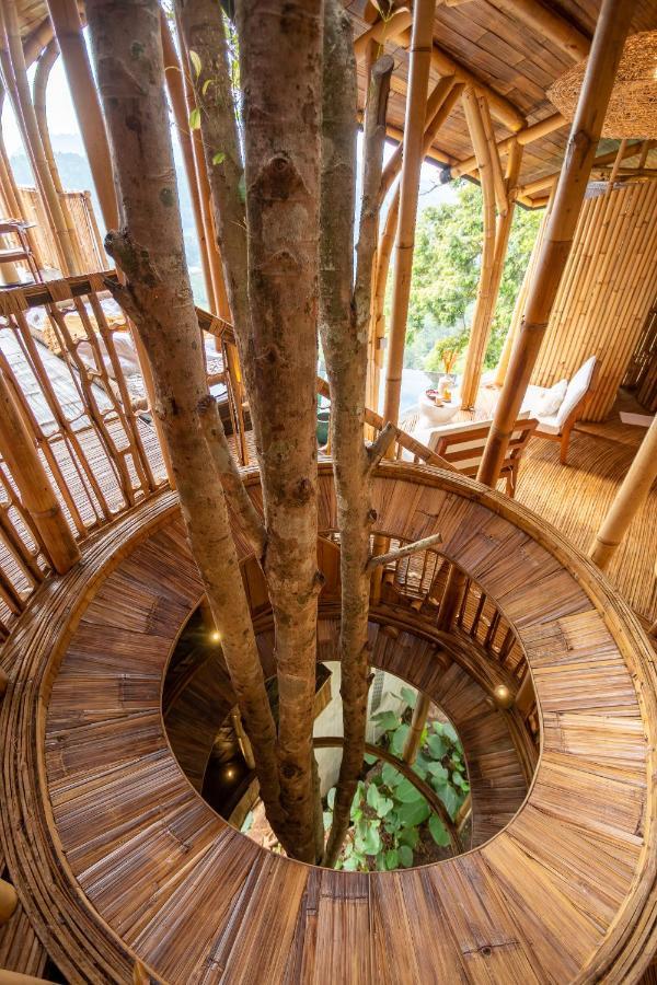 Villa Cliffside Bamboo Treehouse With Heated Pool And View Bungbungan
