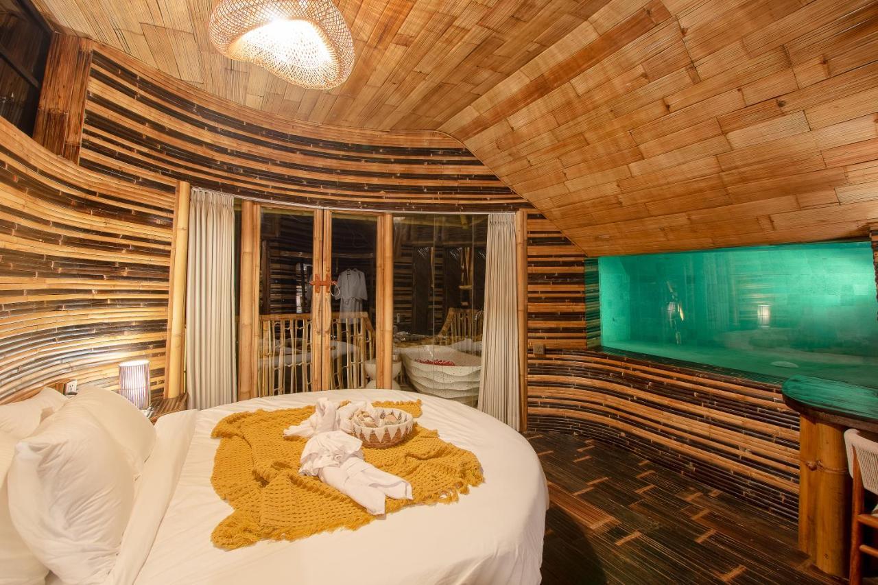 Cliffside Bamboo Treehouse With Heated Pool And View *