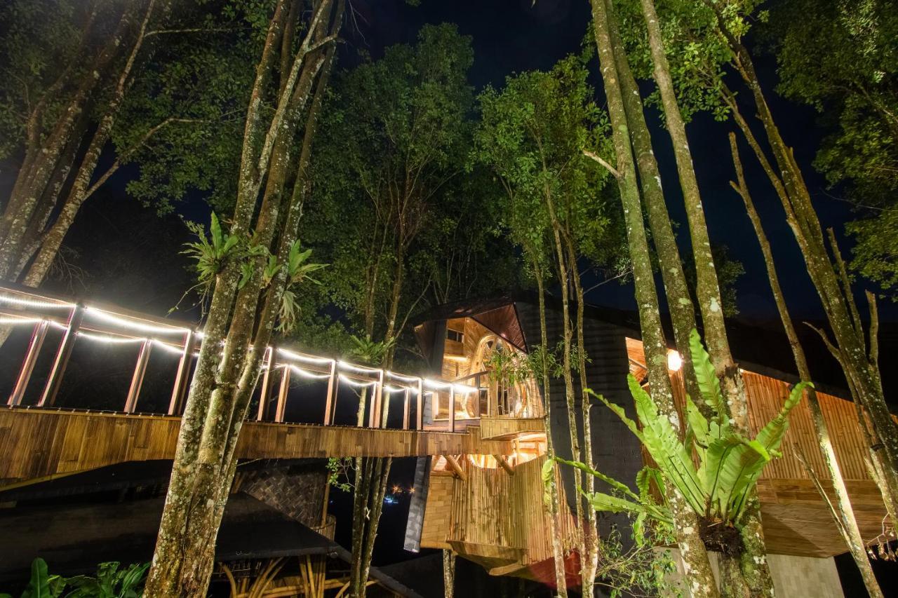 Cliffside Bamboo Treehouse With Heated Pool And View Villa *